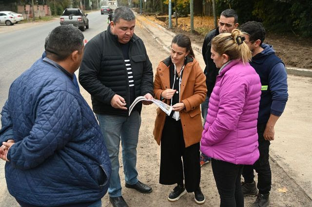 Verónica Sabena supervisó distintas obras del distrito y participó en el aniversario de la escuela “Ciudad de Garín”