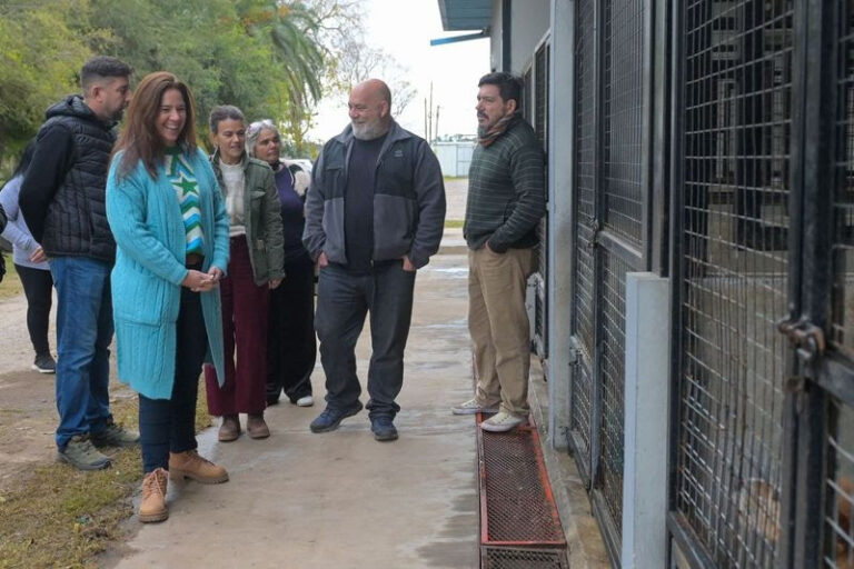 Verónica Sabena recorrió el Hospital de Zoonosis y participó de distintas actividades en el distrito