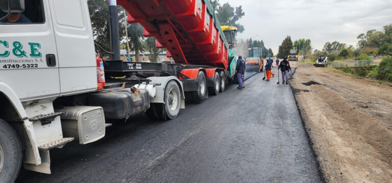 Finalizó la pavimentación de la calle Independencia en Ingeniero Maschwitz