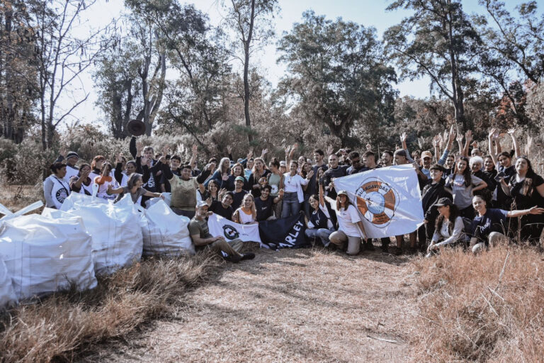 Comenzó la primera etapa de limpieza profunda del Arroyo de la Reserva Natural Educativa