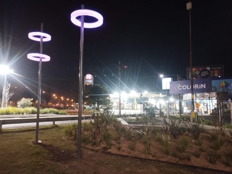 Ingeniero Maschwitz: la Municipalidad mejora los espacios públicos sobre las calles Mendoza y El Dorado