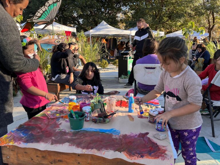 Vacaciones sin pantallas: actividades recreativas y educativas para las infancias