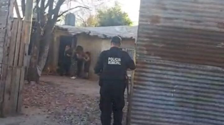 Detuvieron a los dos asesinos que atacaron a un joven en la puerta de un supermercado del barrio San Luis
