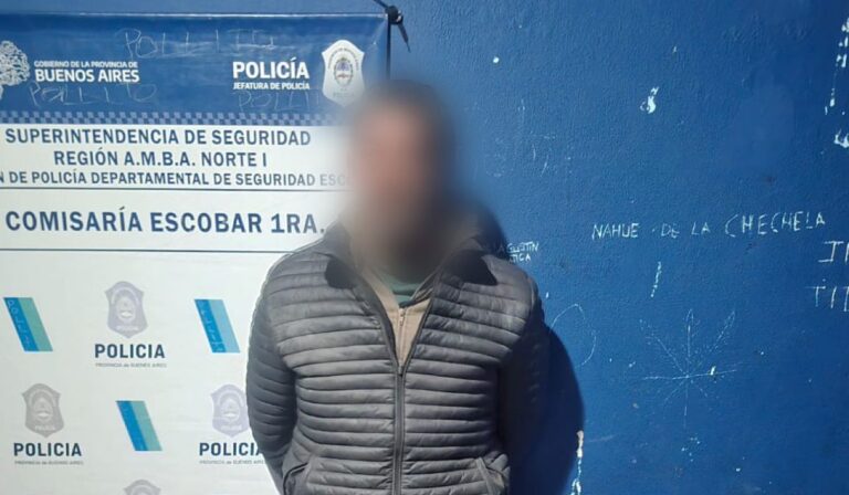 Gracias a su arma no letal, un policía municipal detuvo a un delincuente que intentó robar un auto Gracias a su arma no letal, un policía municipal detuvo a un delincuente que intentó robar un auto