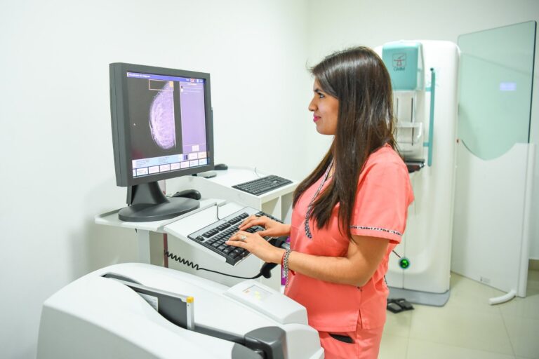 Mes de la Prevención del Cáncer de Mama: la Municipalidad organiza actividades durante todo octubre Mes de la Prevención del Cáncer de Mama: la Municipalidad organiza actividades durante todo octubre