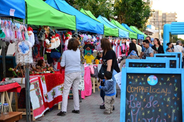 Peatonales navideñas este fin de semana en todo el partido de Escobar