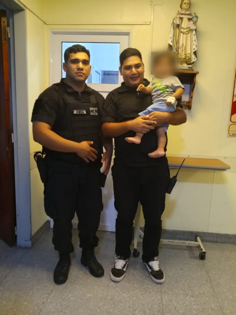 La Policía Municipal salvó la vida de un bebé en Escobar 