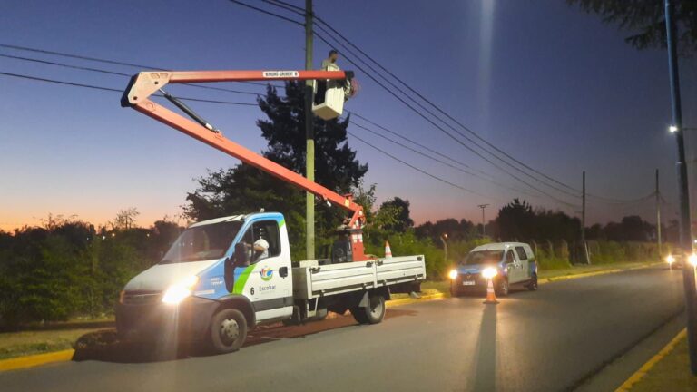 El Municipio retiró 2,5 km de cableado peligroso y sancionó a siete empresas