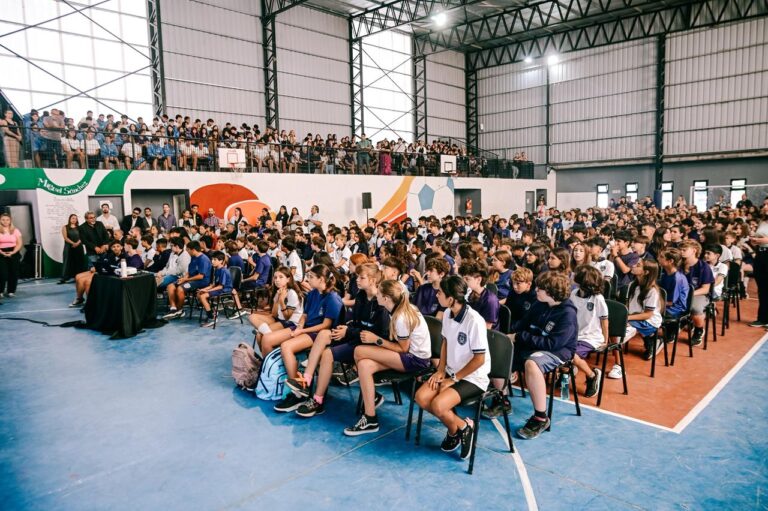 Orgullo escobarense: el Colegio preuniversitario UBA inició el ciclo lectivo 2026