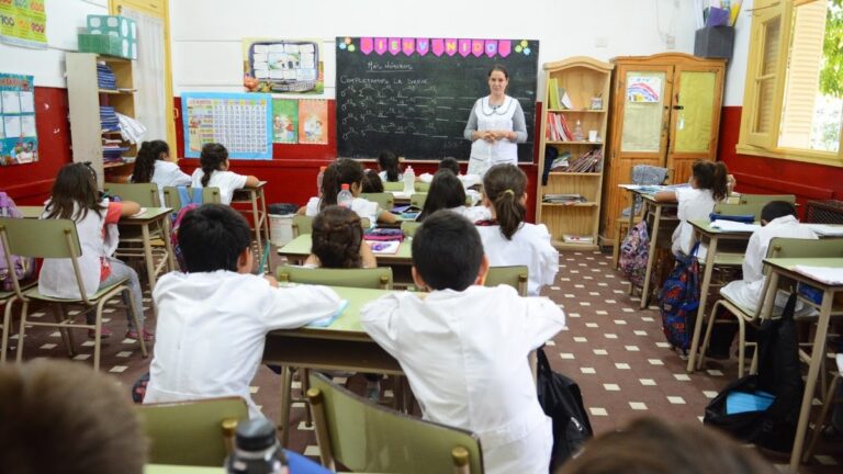 Escobar vivió una jornada de reflexión en escuelas a partir del “reto viral del tiroteo”